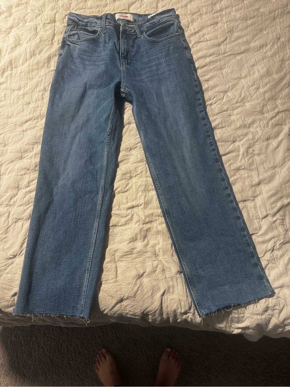 Wrangler Women's Light Blue Cropped Wide-Leg Jeans